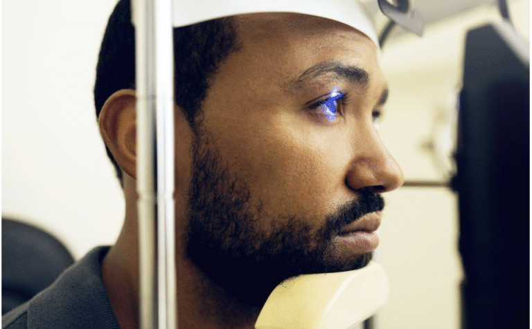Waarom een lensimplantaat je leven positief verandert