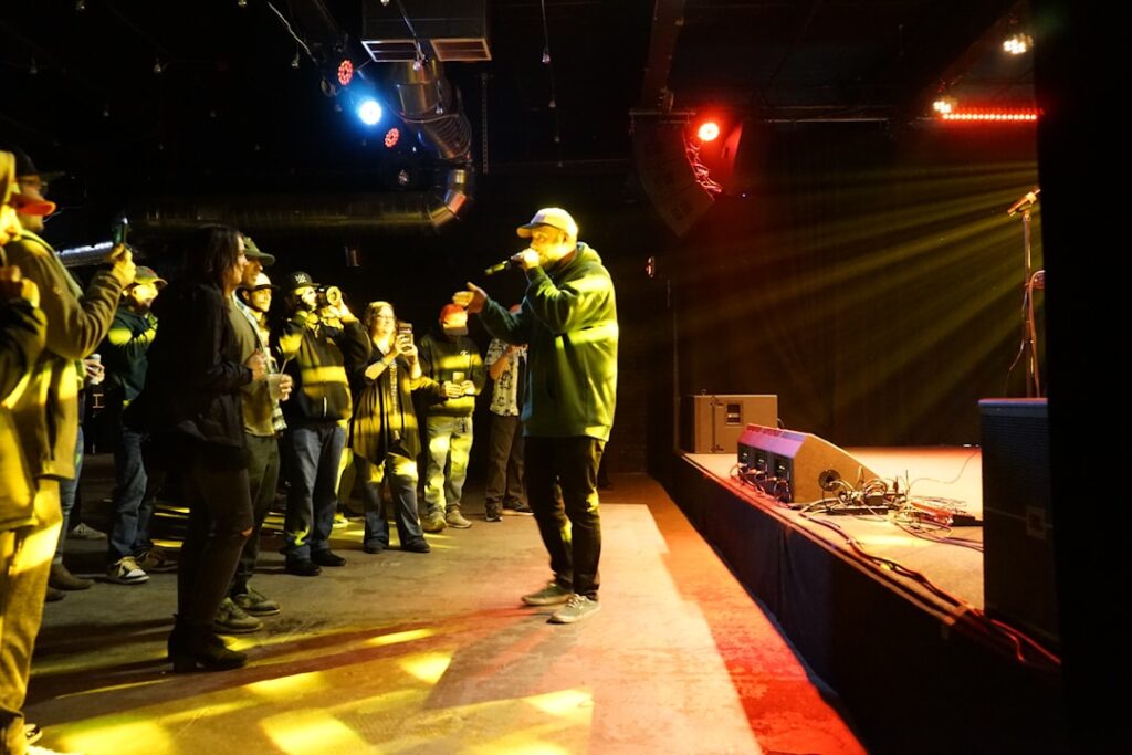 Cody Pope performing