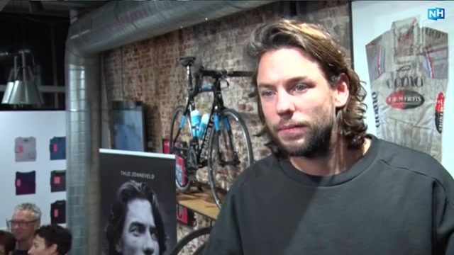 Thomas Dekker tijdens een interview met NH Nieuws