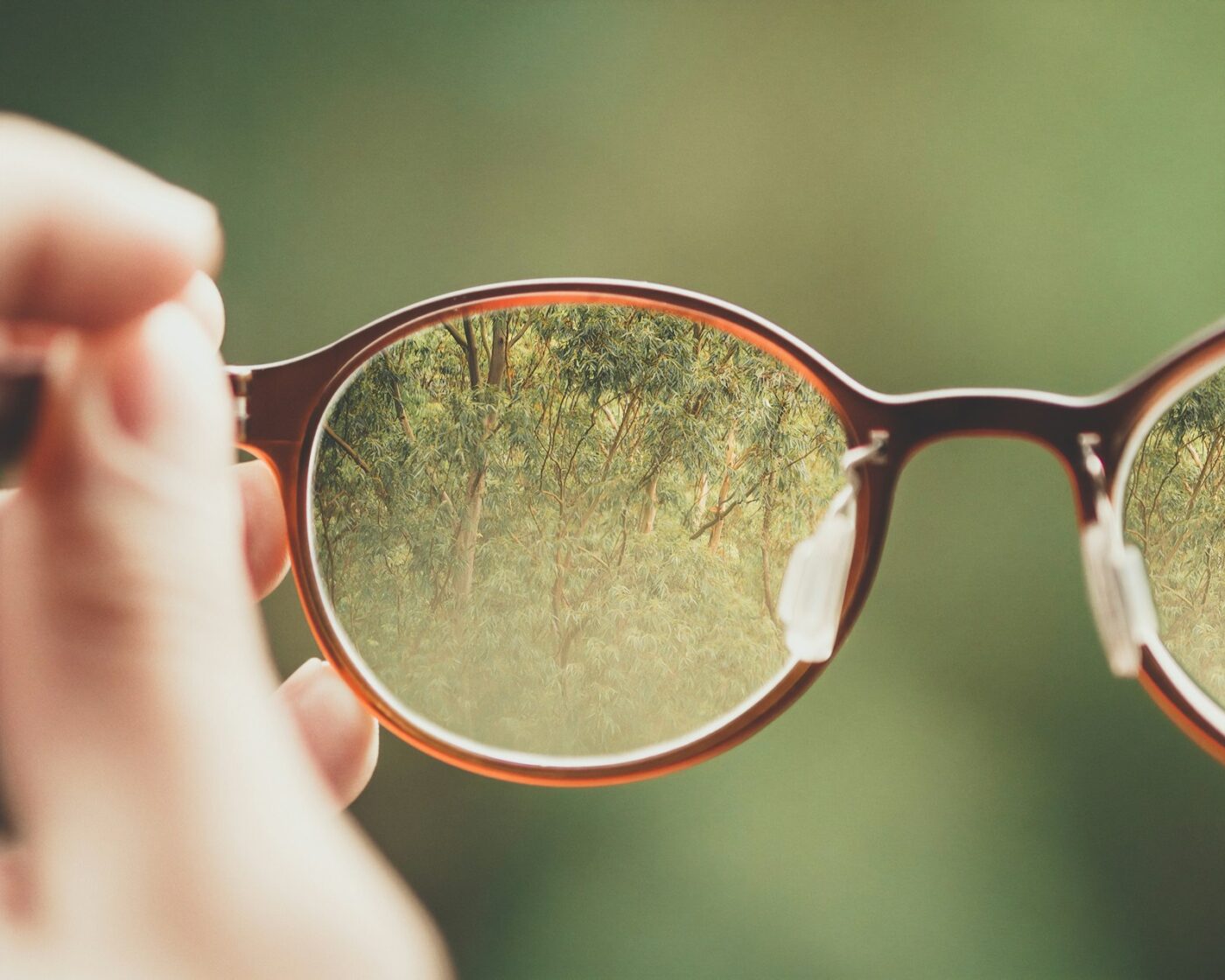 Bril met multifocale glazen bij de opticien