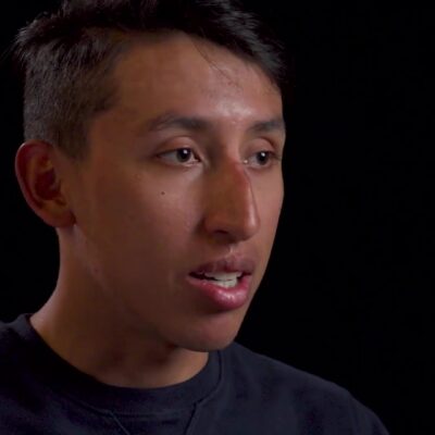 Wielrenner Egan Bernal in een interview van zijn ploeg