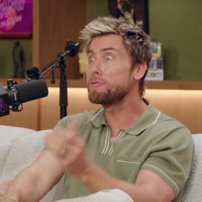 Lance Bass in gesprek in The Zach Sang Show